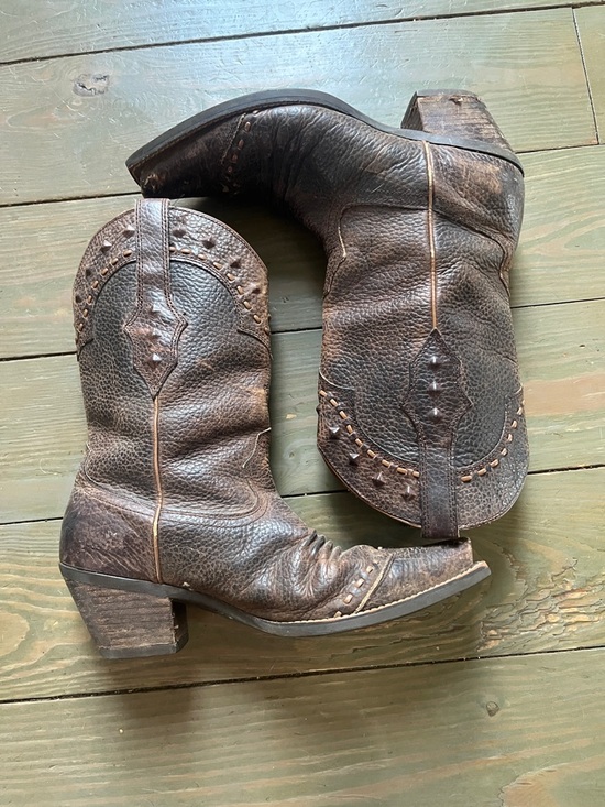 Ariat Shoes - Ariat Dark Brown Studded Leather Heeled Cowboy Boots